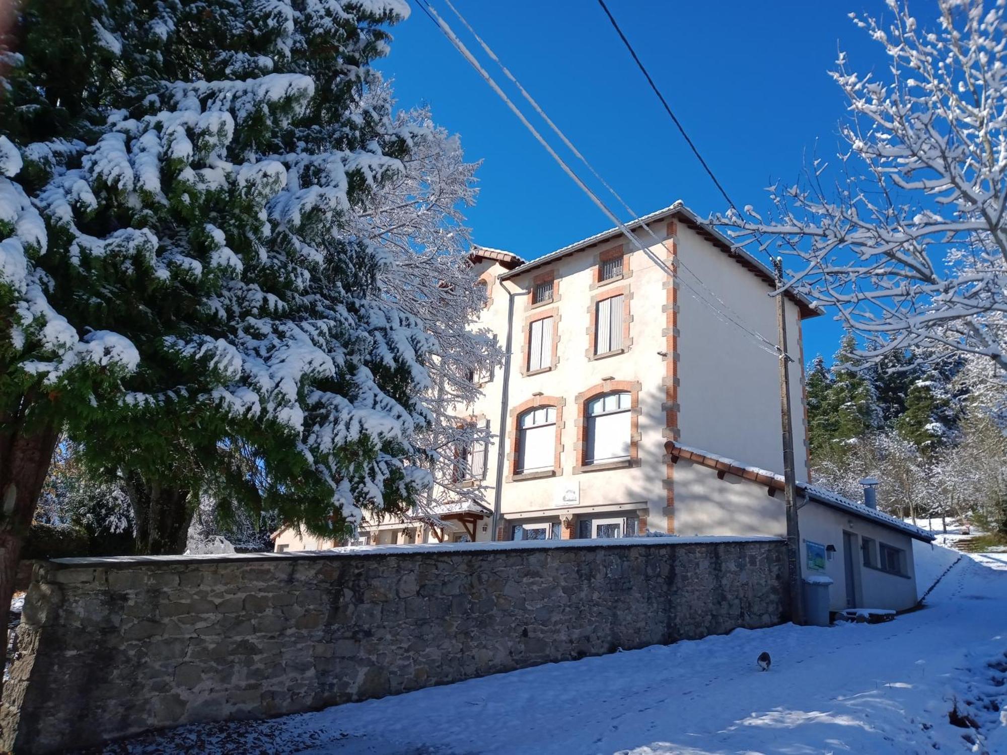 Gite Des 3 Etangs Malvières Kültér fotó